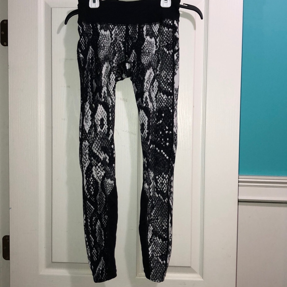 Nike snake skin leggings